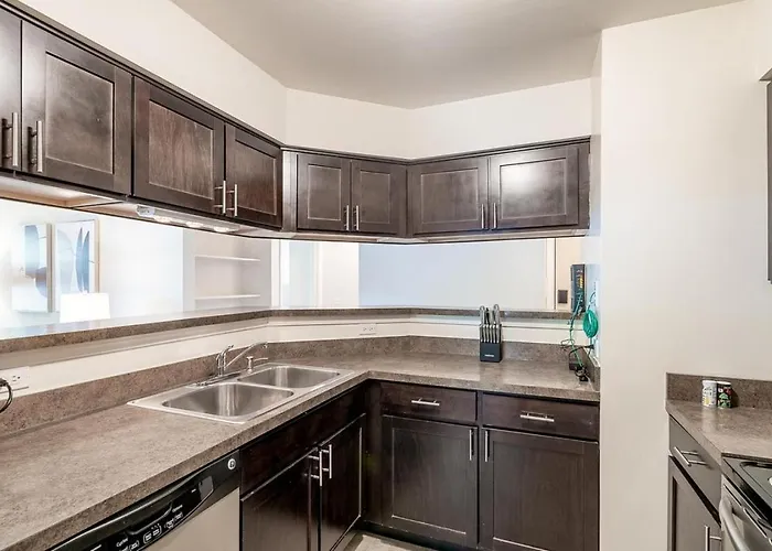 Landing Modern With Amazing Amenities